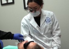 Harker Heights dentist Doctor Lim providing dentistry treatment